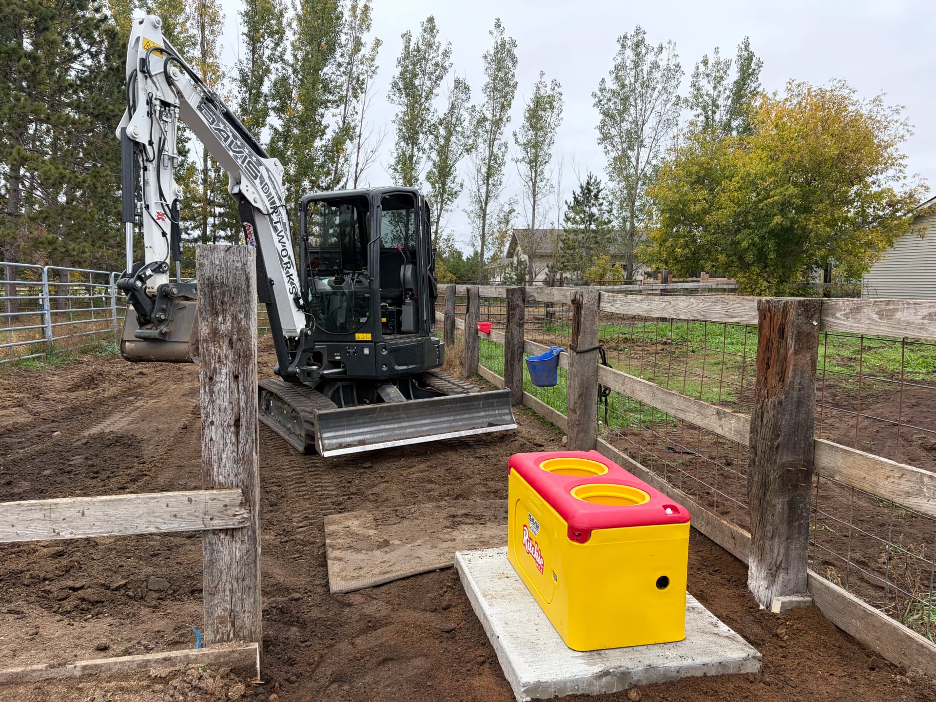 Gallery photos for Ritchie EcoFount 1 Waterer Installation in Wadena: Image #1