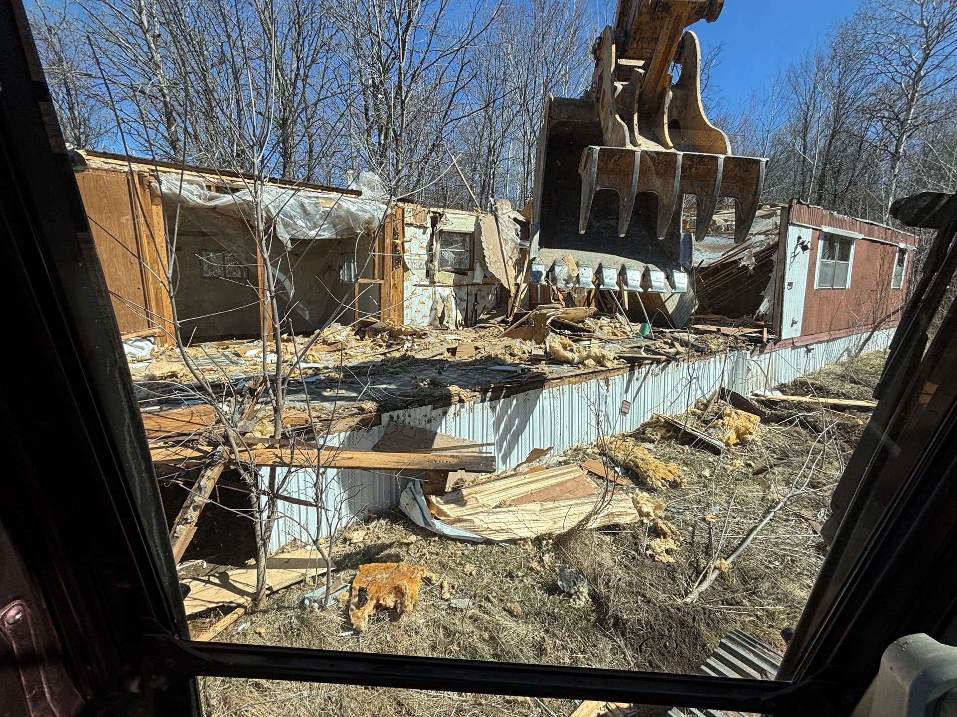 Gallery photos for Full House and Trailer Demolition Completed in Staples MN: Image #5