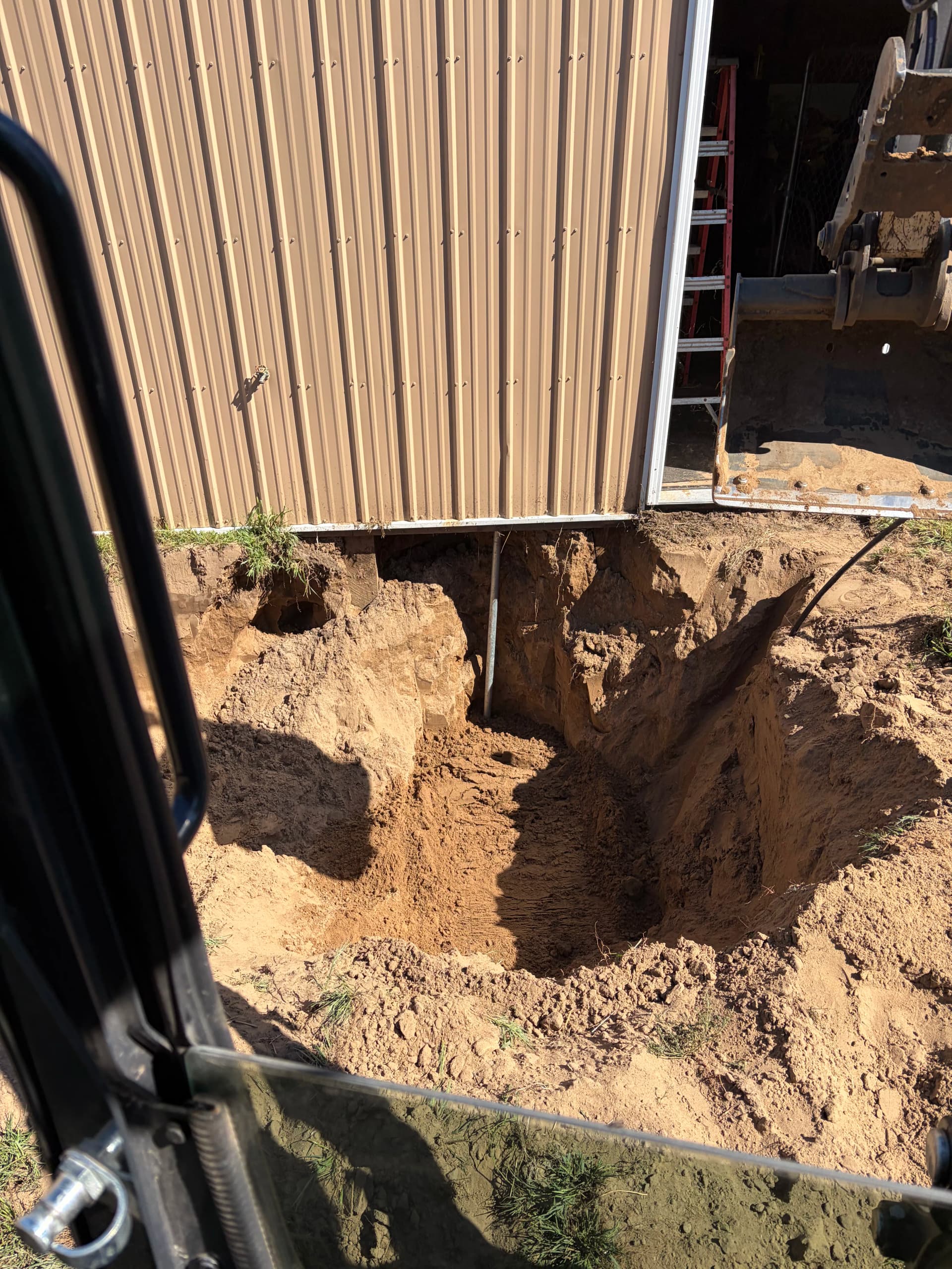Gallery photos for What a Leaking Yard Hydrant Looks Like When It Goes Too Long: Image #2