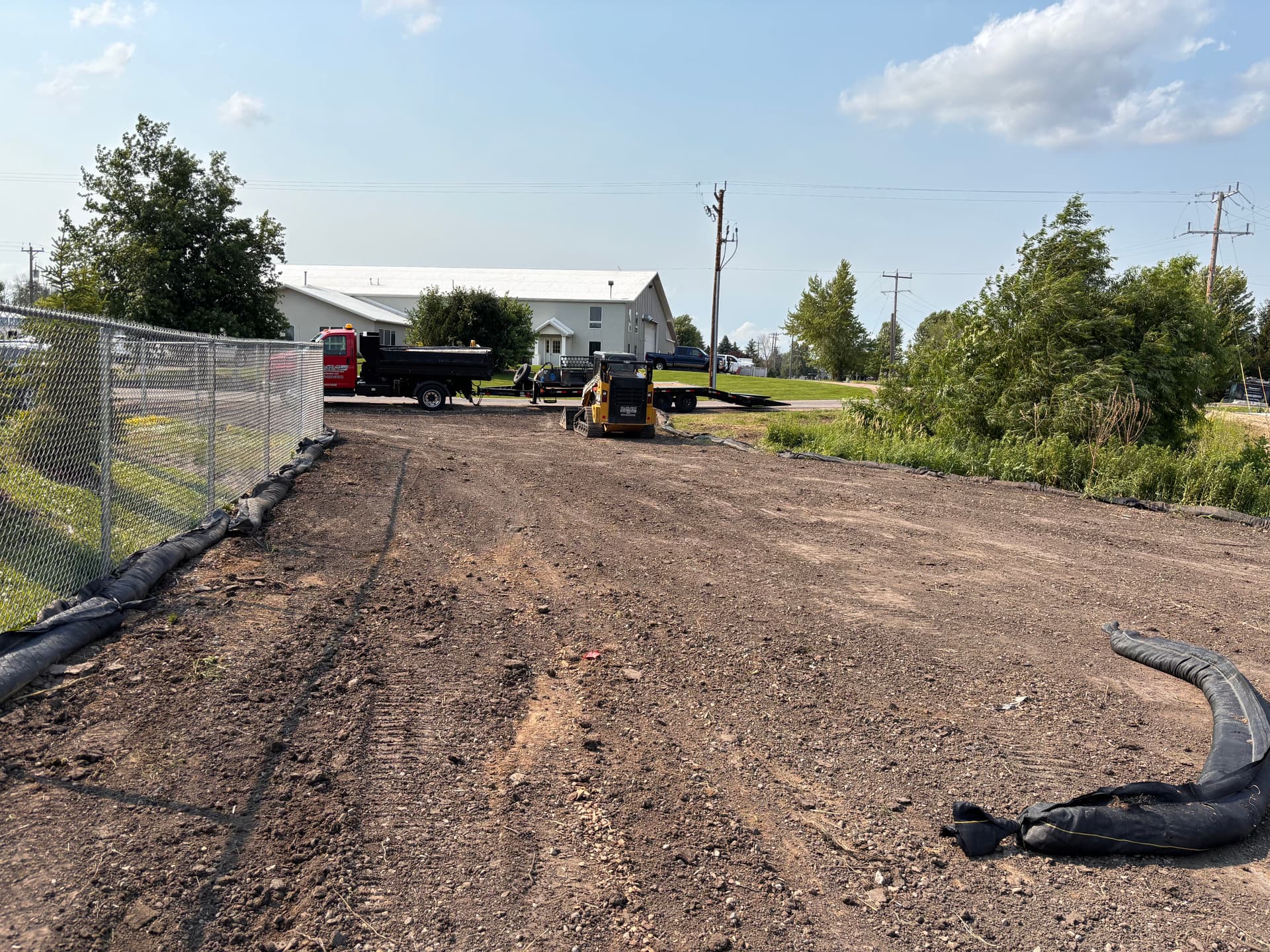 Gallery photos for Pond Completion, Fine Grading and Erosion Control on a Commercial Site: Image #5