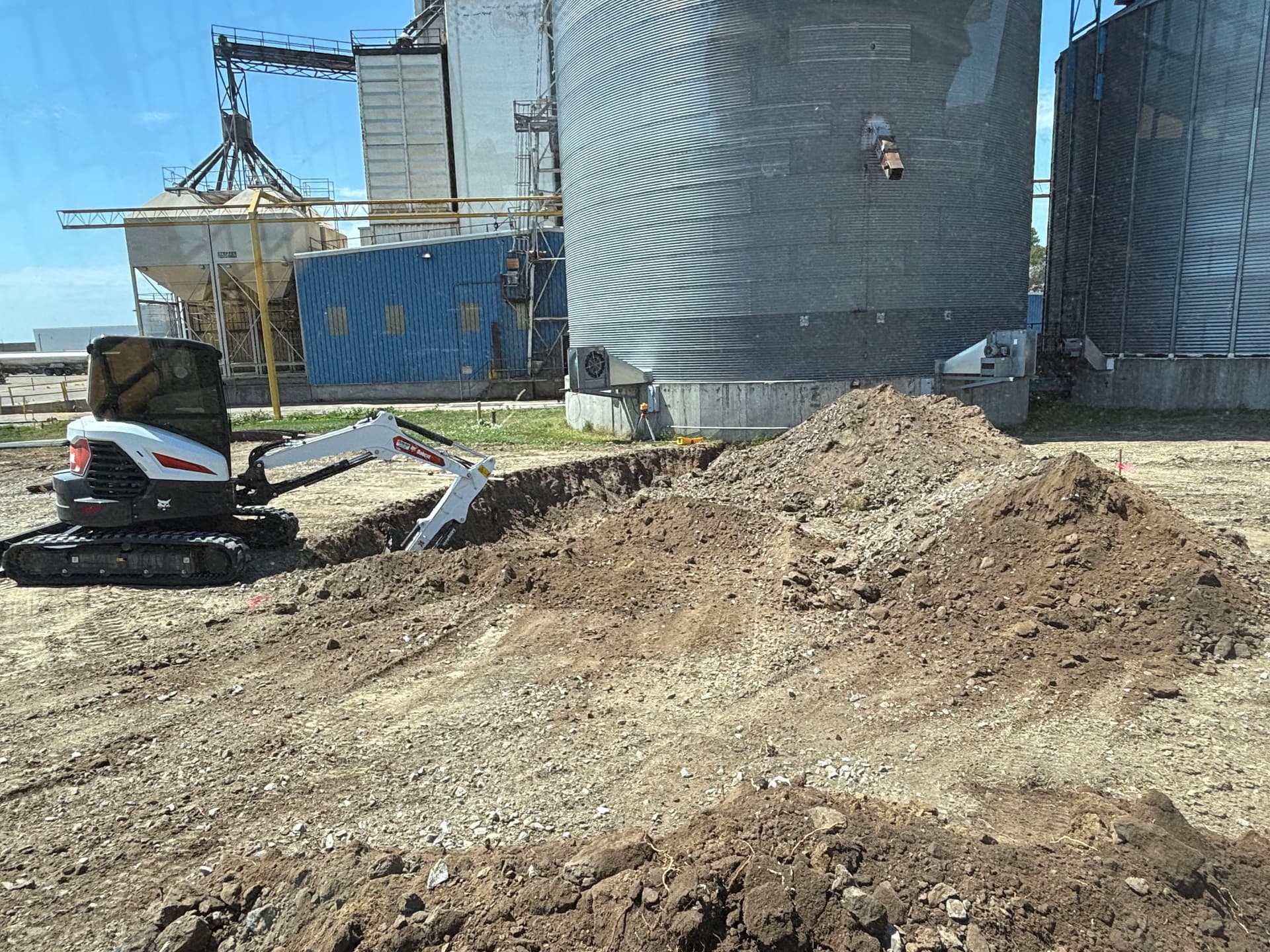 Gallery photos for Breaking Ground on a New 50-Foot Grain Bin in Bismarck ND: Image #7