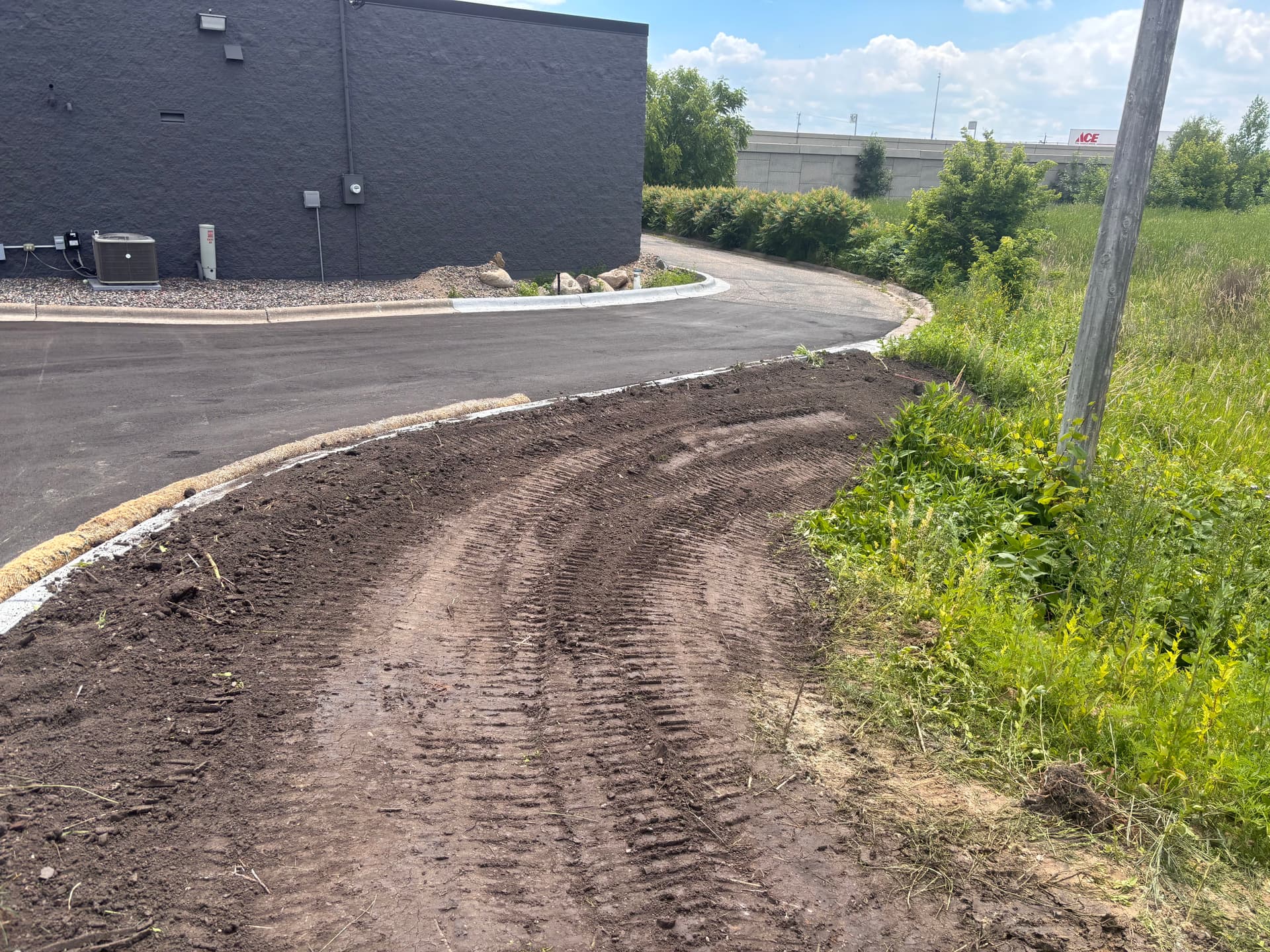 Gallery photos for New Construction Site Work - Pond Build, Backfill, and Custom Grading: Image #4