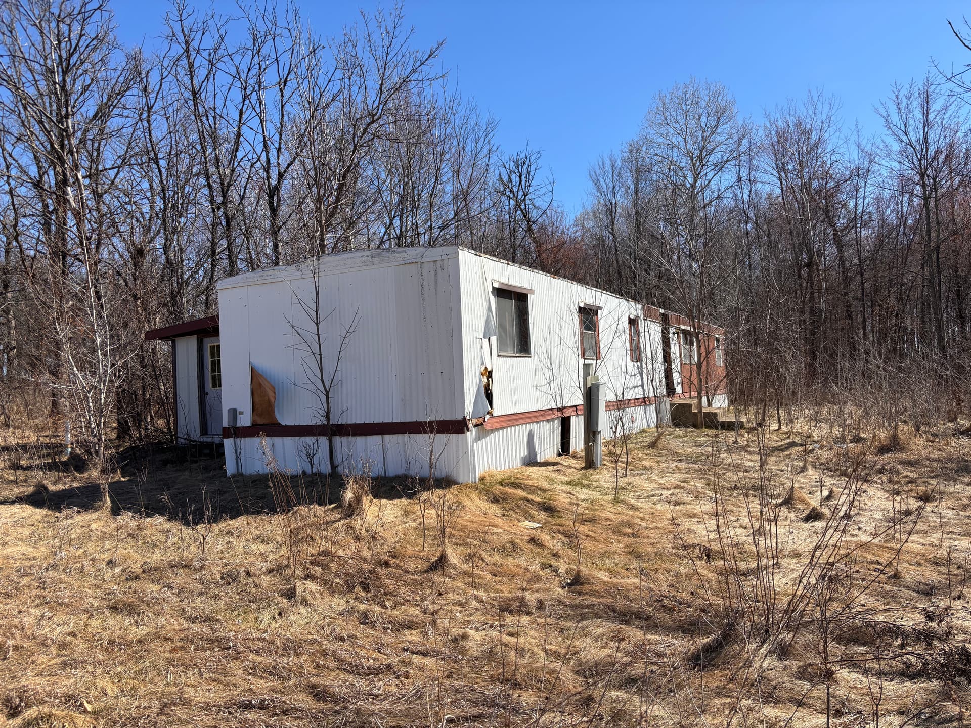 Gallery photos for Full House and Trailer Demolition Completed in Staples MN: Image #4