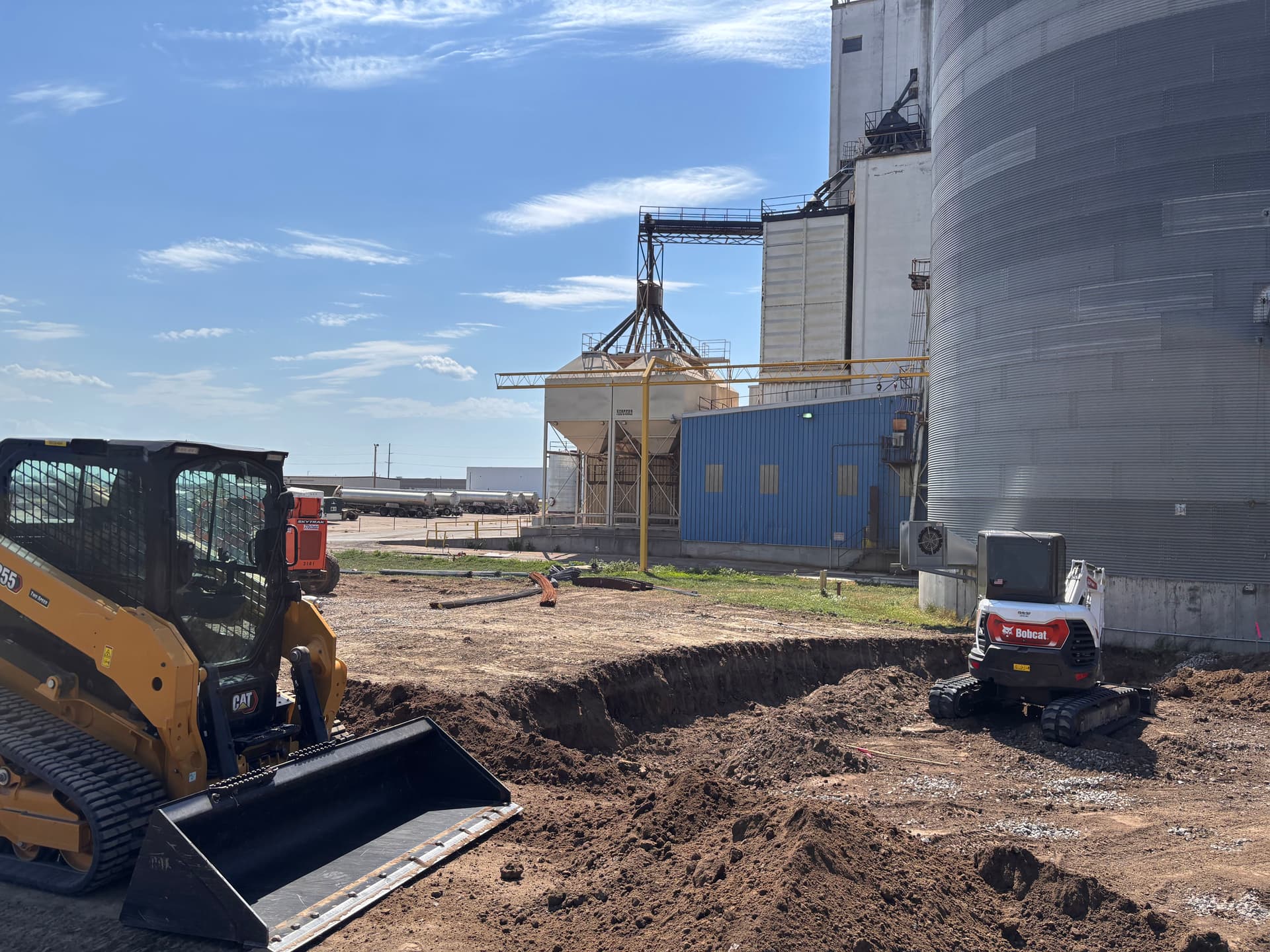 Gallery photos for Breaking Ground on a New 50-Foot Grain Bin in Bismarck ND: Image #6