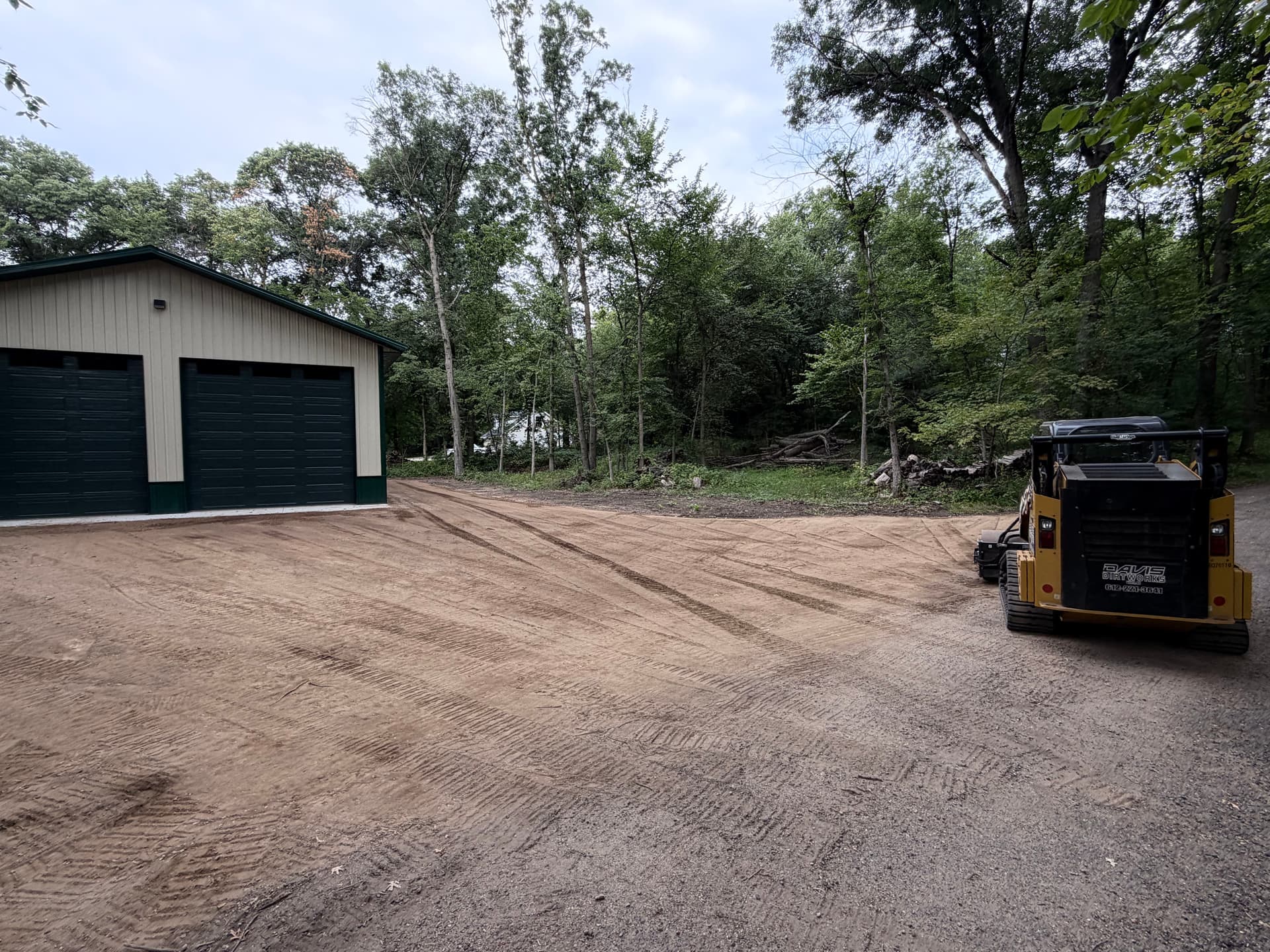 Gallery photos for Pole Barn Pad Finished Right with Class 5 in Becker: Image #1