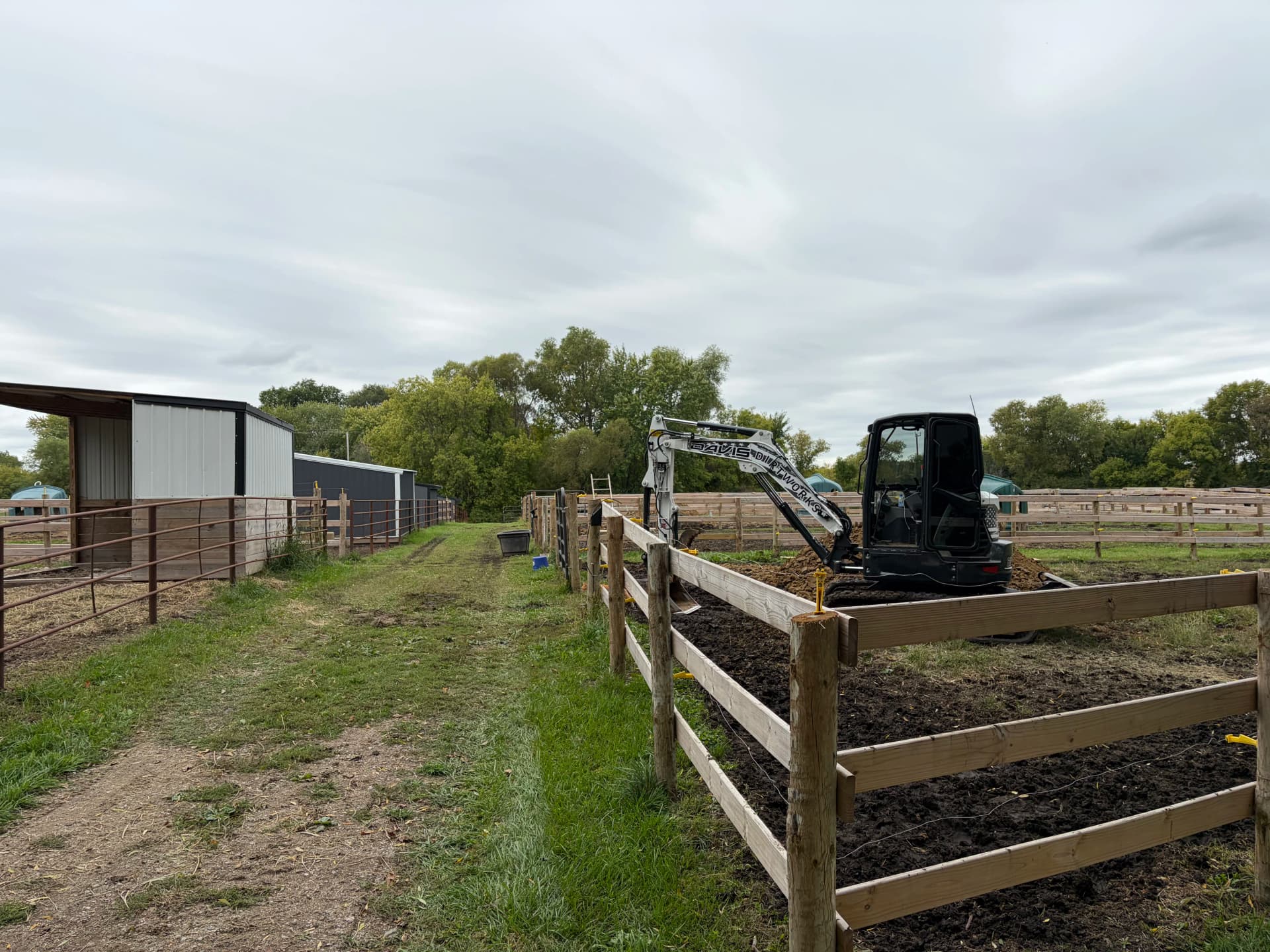 Gallery photos for 11 Drinking Post Waterers Installed at Dayton Boarding Facility: Image #5